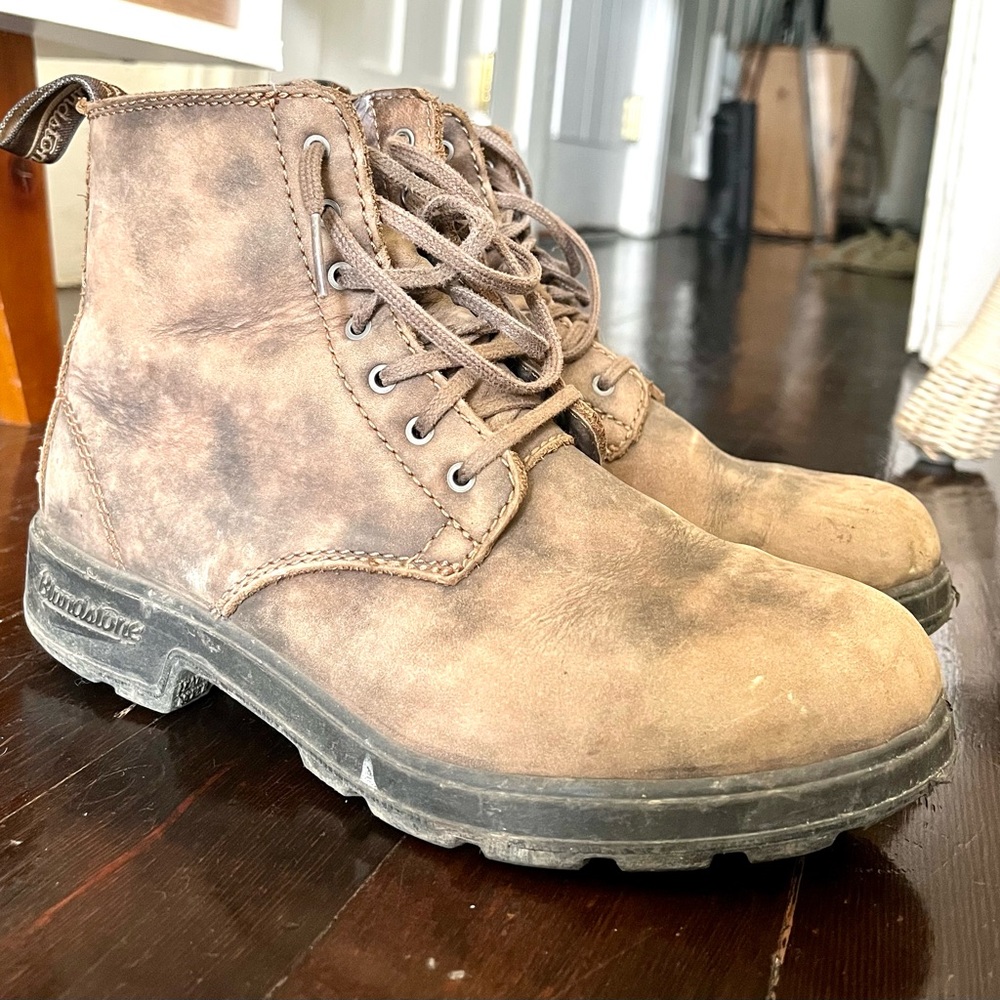 Blundstone work boots